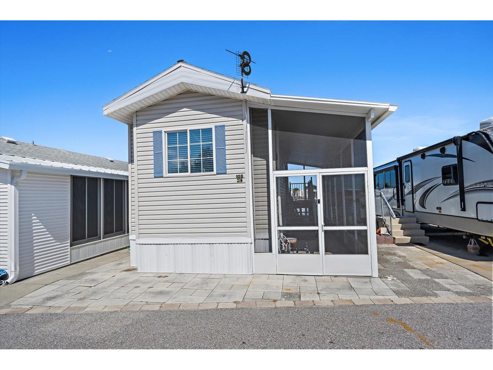 108 Bahia Drive Palmetto FL 34221 A4696351 image5