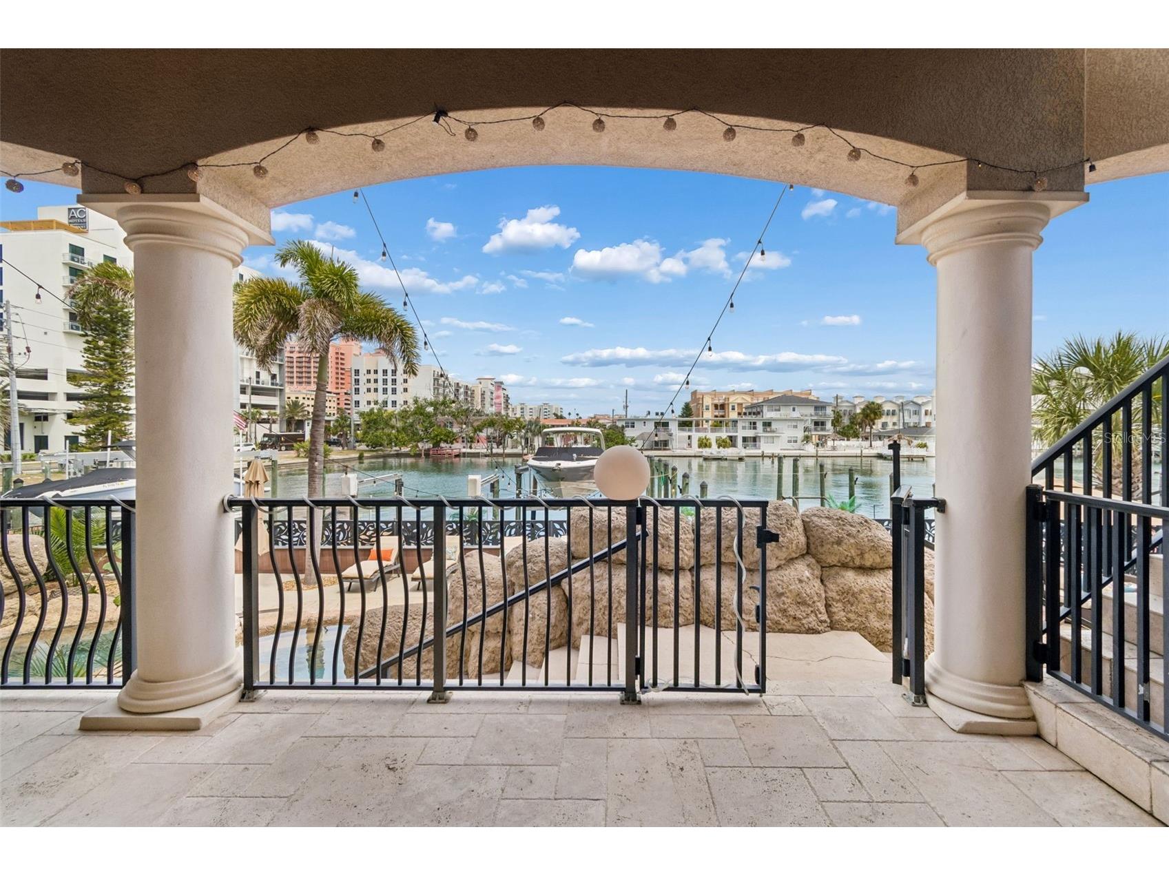 108 Bayside Drive Clearwater Beach FL 33767 TB8493820 image19