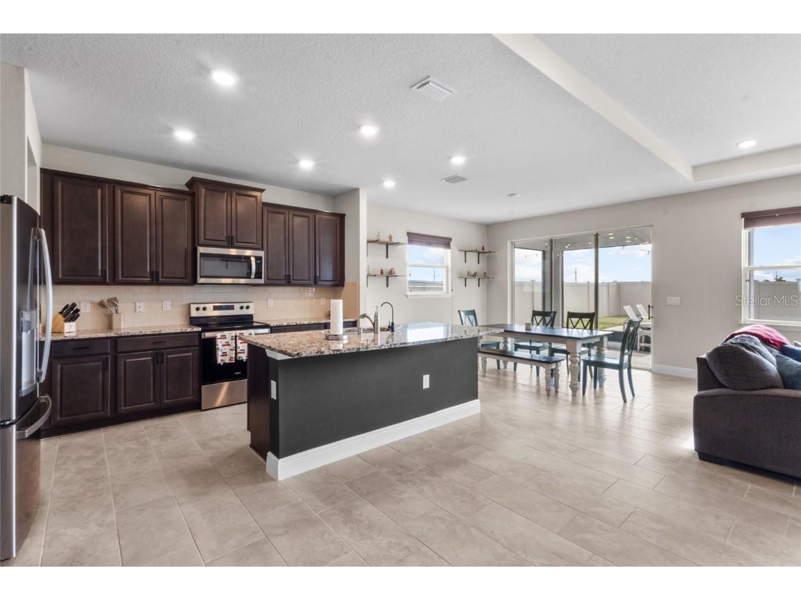 108 Bright Ibis Avenue Apollo Beach FL 33572 A4671688 image3