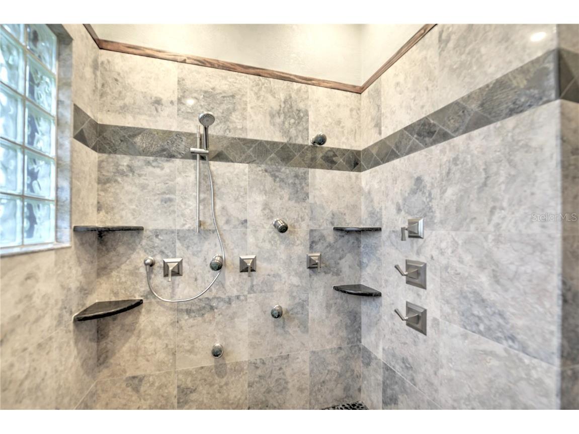 108 Broad Avenue Daytona Beach FL 32118 O6362928 image38