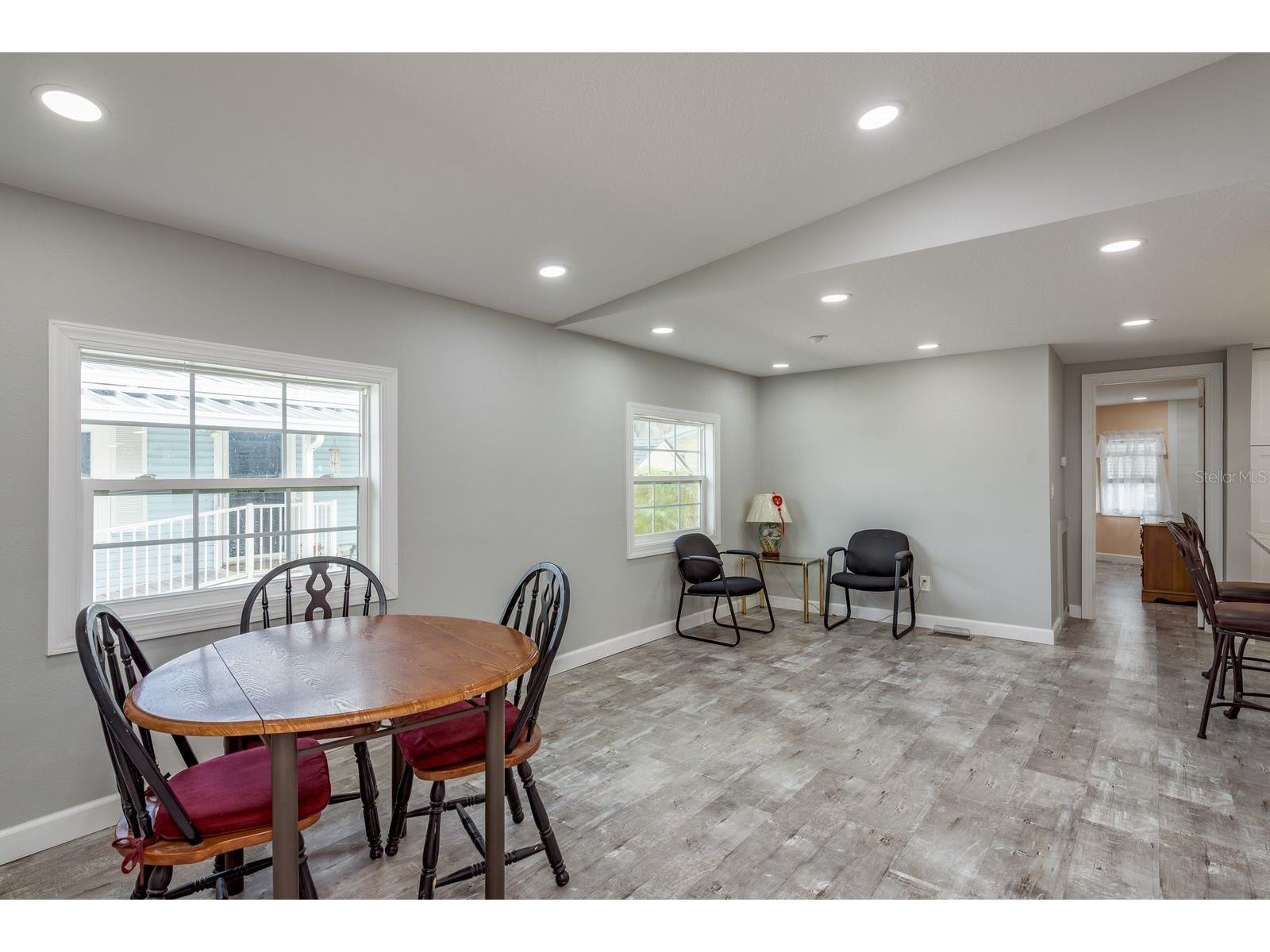 108 Dolphin Drive E Oldsmar FL 34677 TB8482185 image10