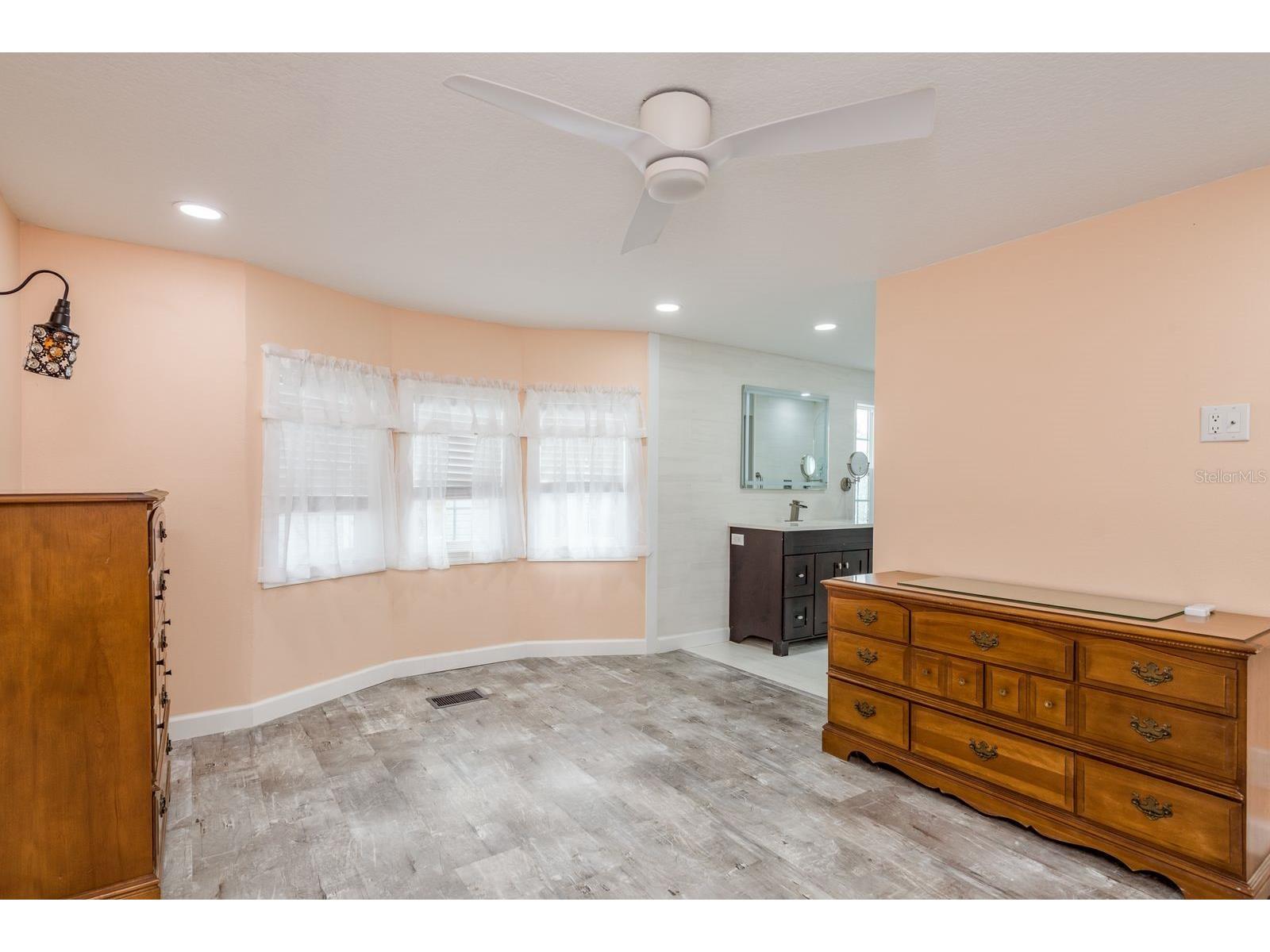 108 Dolphin Drive E Oldsmar FL 34677 TB8482185 image13