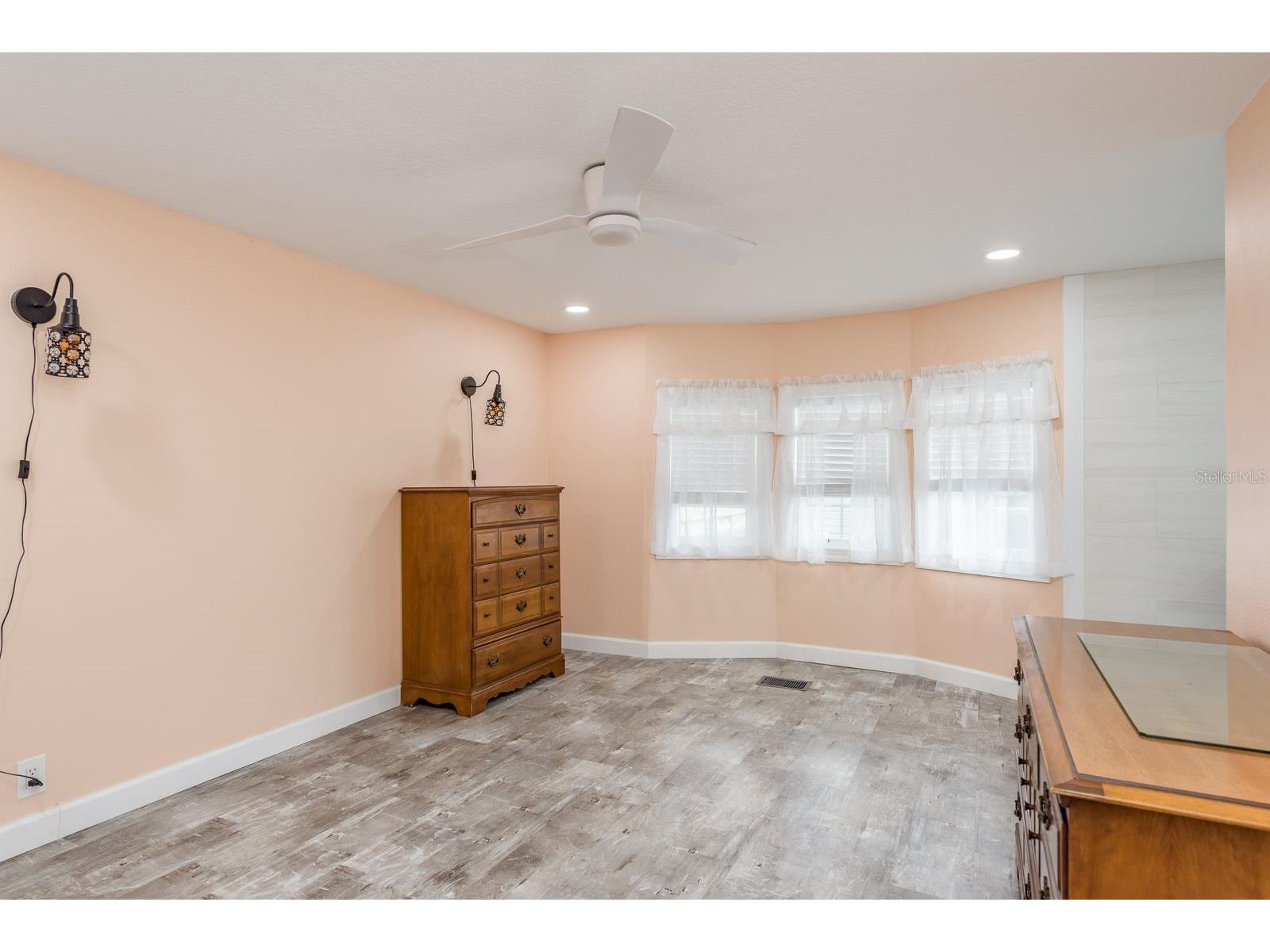 108 Dolphin Drive E Oldsmar FL 34677 TB8482185 image14