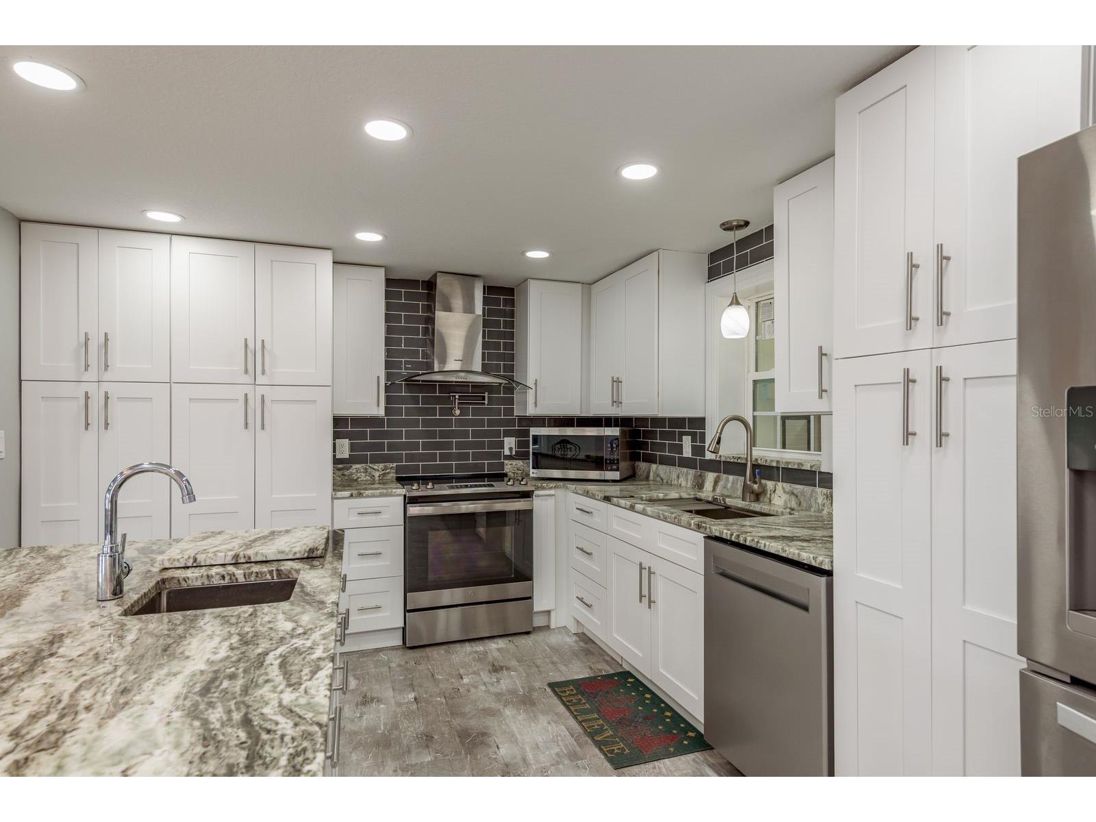 108 Dolphin Drive E Oldsmar FL 34677 TB8482185 image5