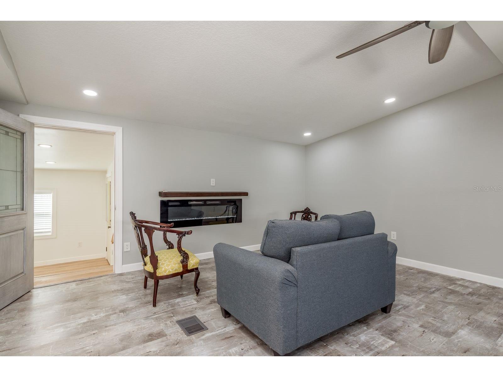 108 Dolphin Drive E Oldsmar FL 34677 TB8482185 image8