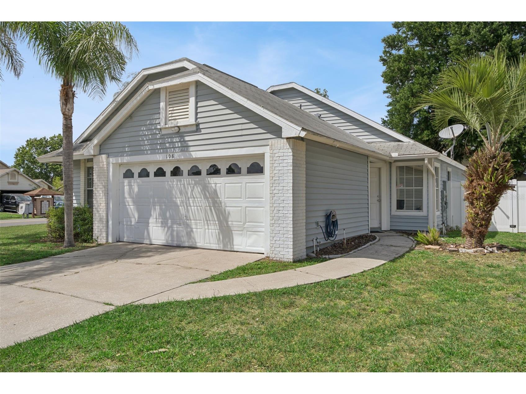 108 Edgewater Circle Sanford FL 32773 O6400885 image1