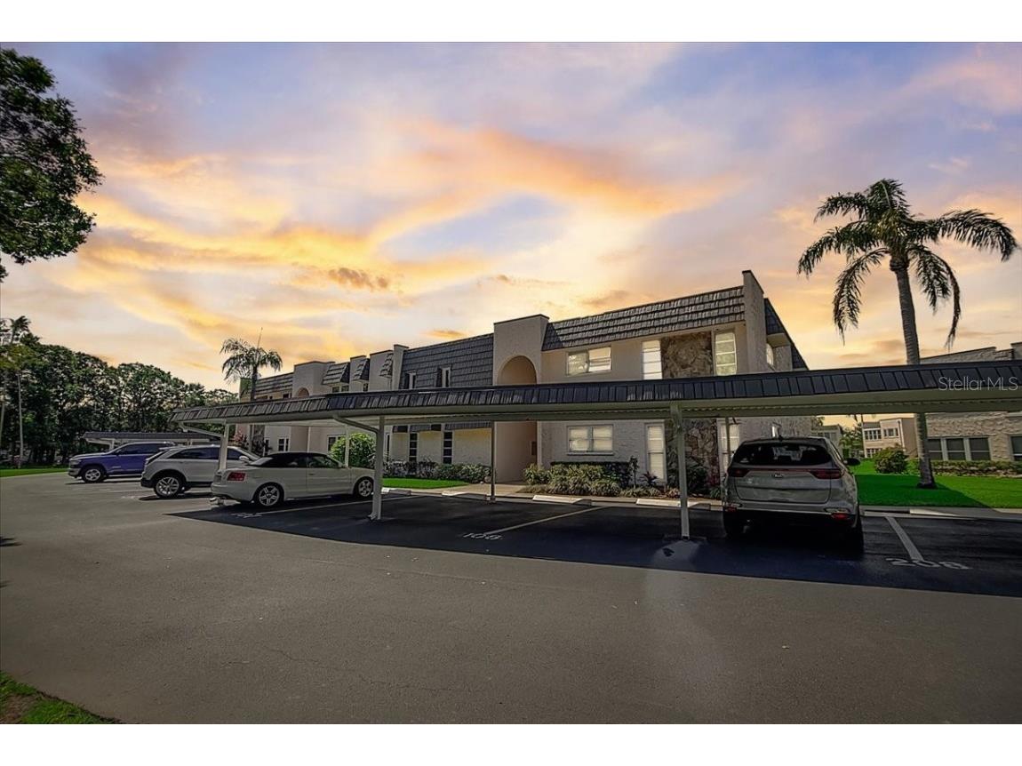 108 Fernwood Circle Seminole FL 33777 - SEMINOLE BYPASS CANAL U8199802 image1