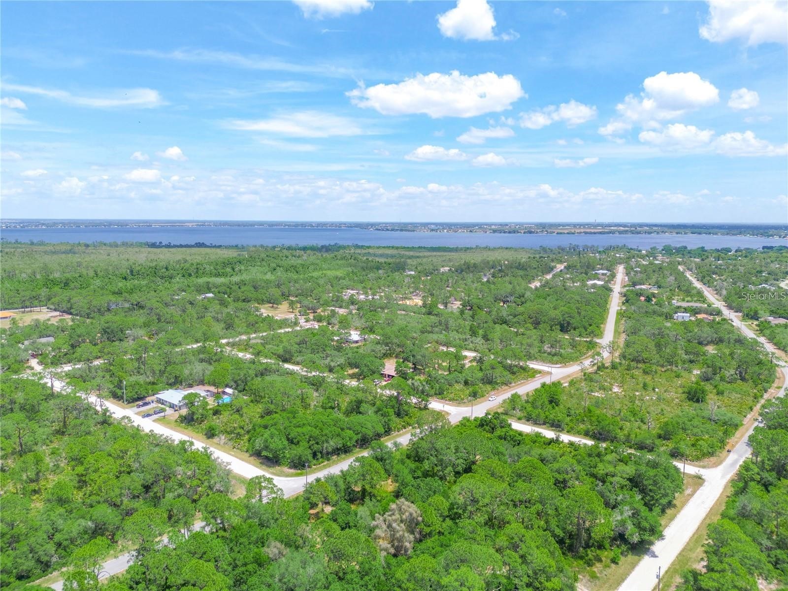 108 Flo Avenue NW Lake Placid FL 33852 O6272990 image1