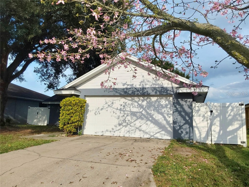 108 Lake Daisy Terrace Winter Haven FL 33884 P4927436 image1