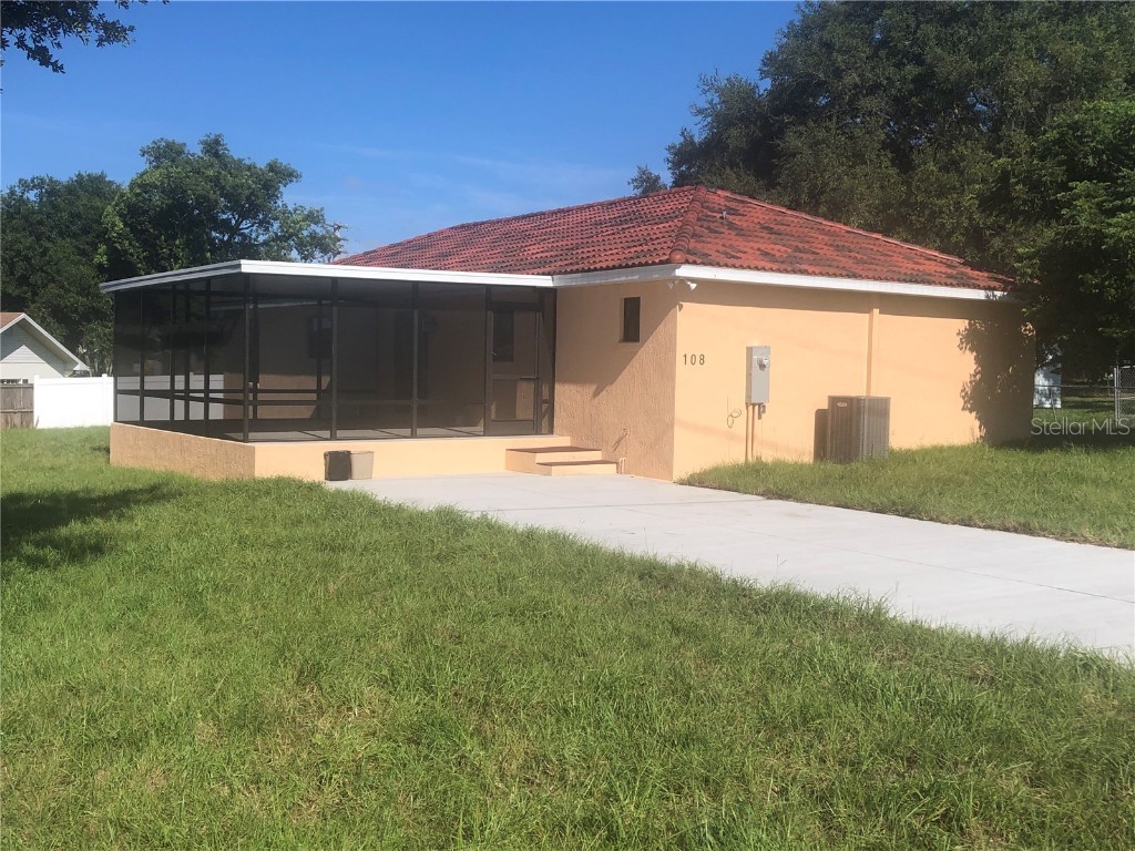 108 Lantern Lane Winter Haven FL 33884 P4915549 image1