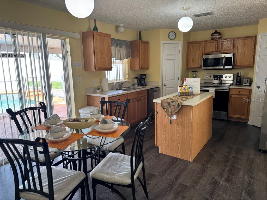 108 Milford Street Davenport FL 33897 S5129267 image9