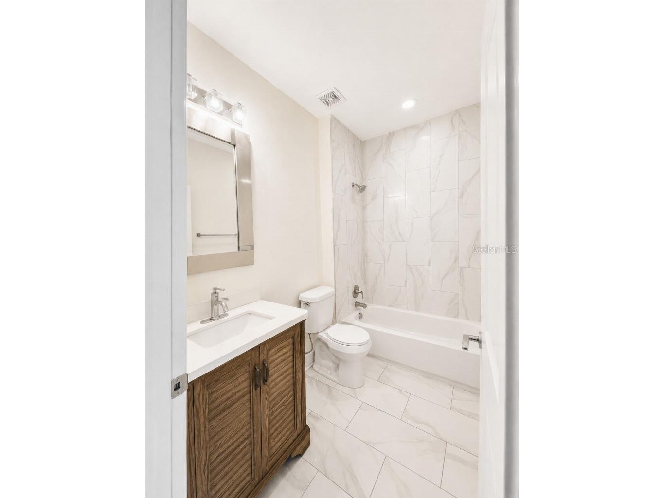 108 Mission Hills Avenue Tampa FL 33617 TB8513346 image15