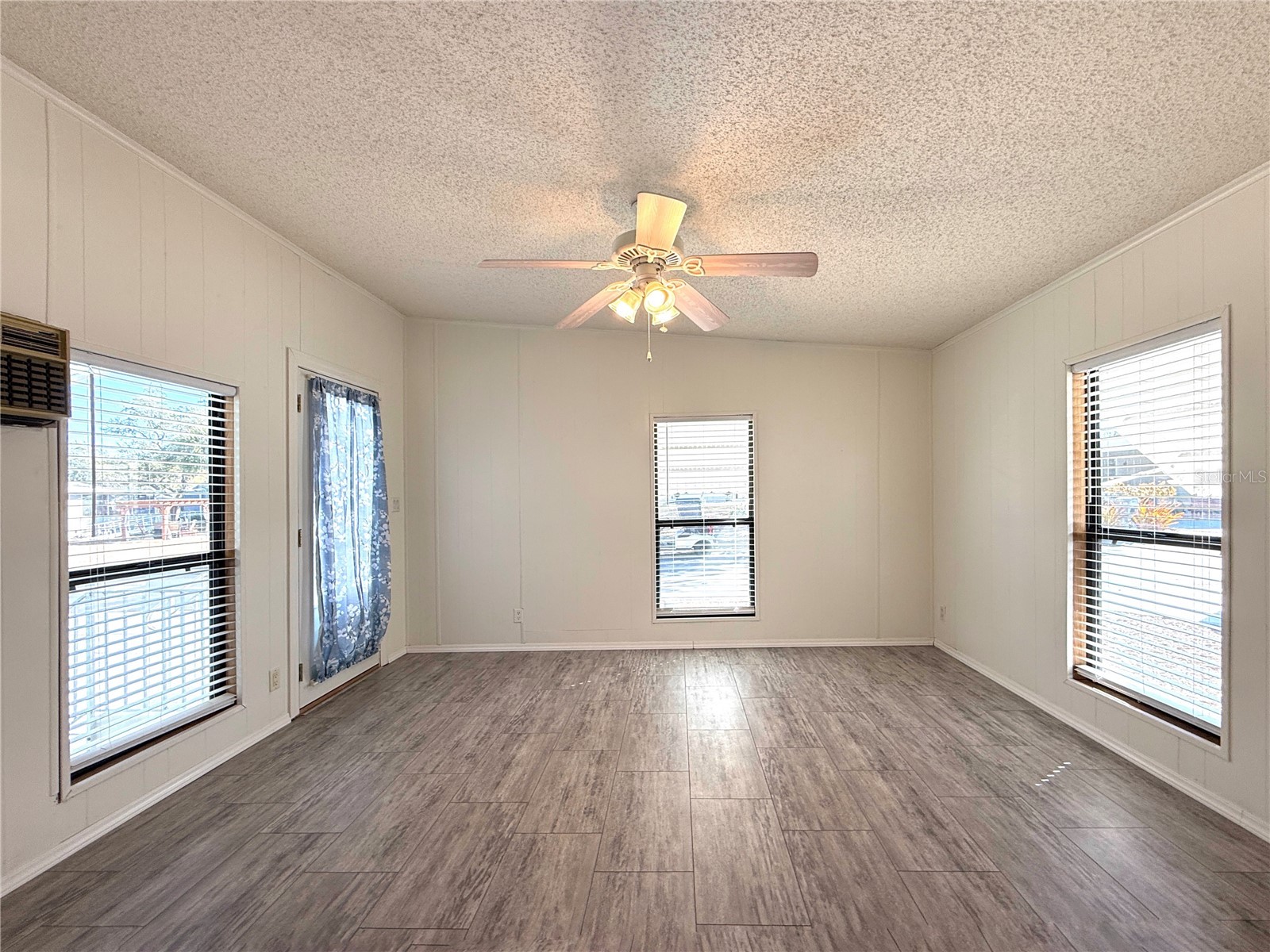 108 N Saint George Circle Apollo Beach FL 33572 TB8474794 image5