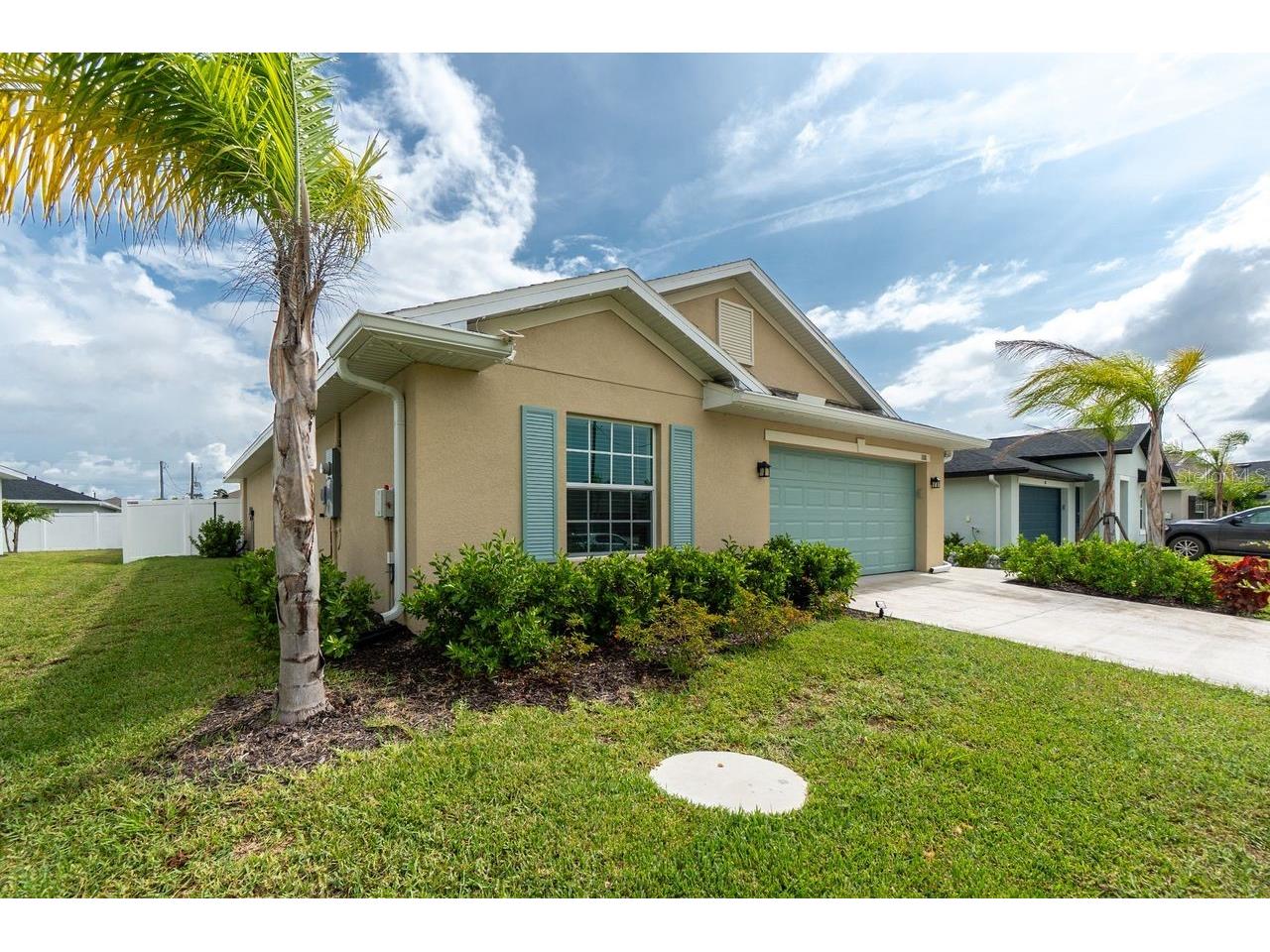 108 Oakwood Court Rotonda West FL 33947 D6142951 image1