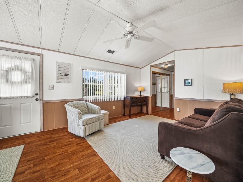 108 Silversides Street Lake Wales FL 33898 - SADDLEBAG LAKE RESORT K4903085 image6