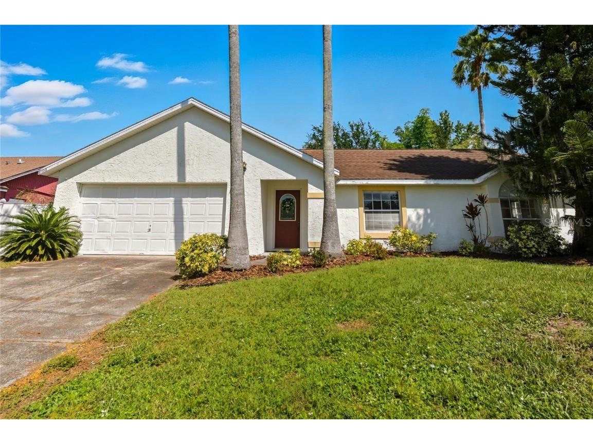 108 Valentino Ct Davenport FL 33837 P4936456 image1