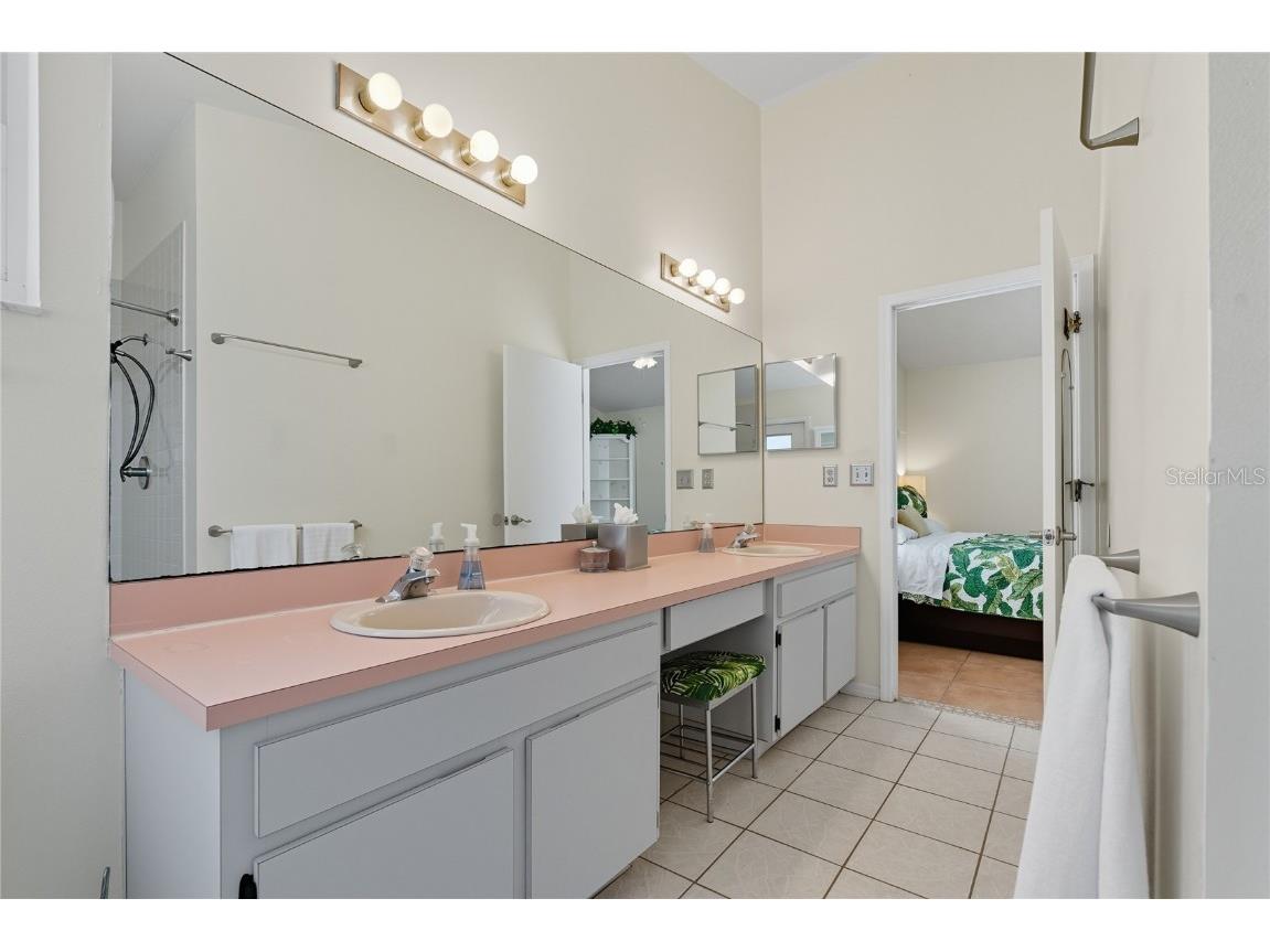 108 Valentino Ct Davenport FL 33837 P4936456 image24