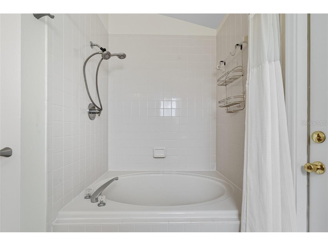 108 Valentino Ct Davenport FL 33837 P4936456 image25