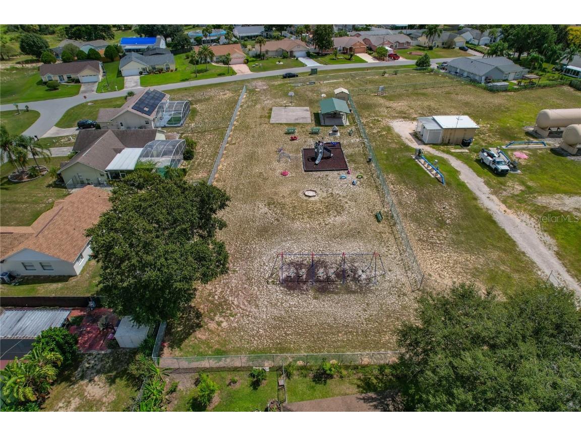 108 Valentino Ct Davenport FL 33837 P4936456 image62