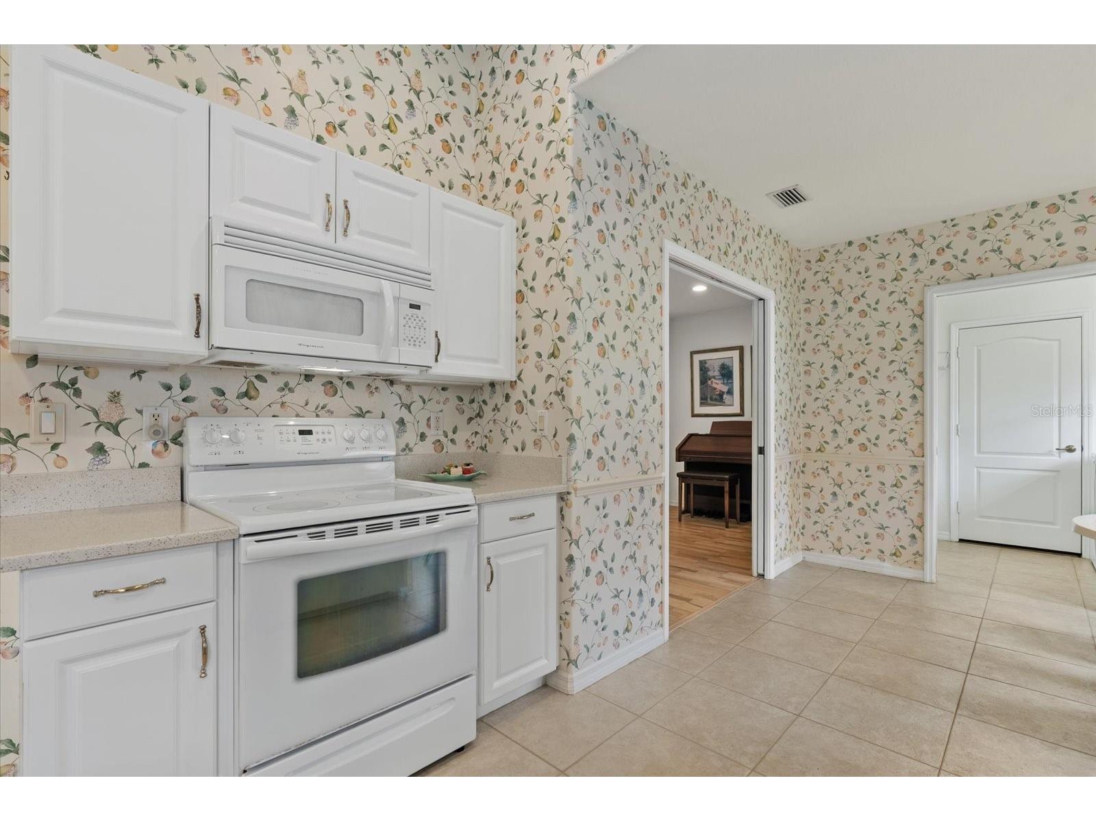 108 Venice Palms Boulevard #1 Venice FL 34292 N6144362 image13