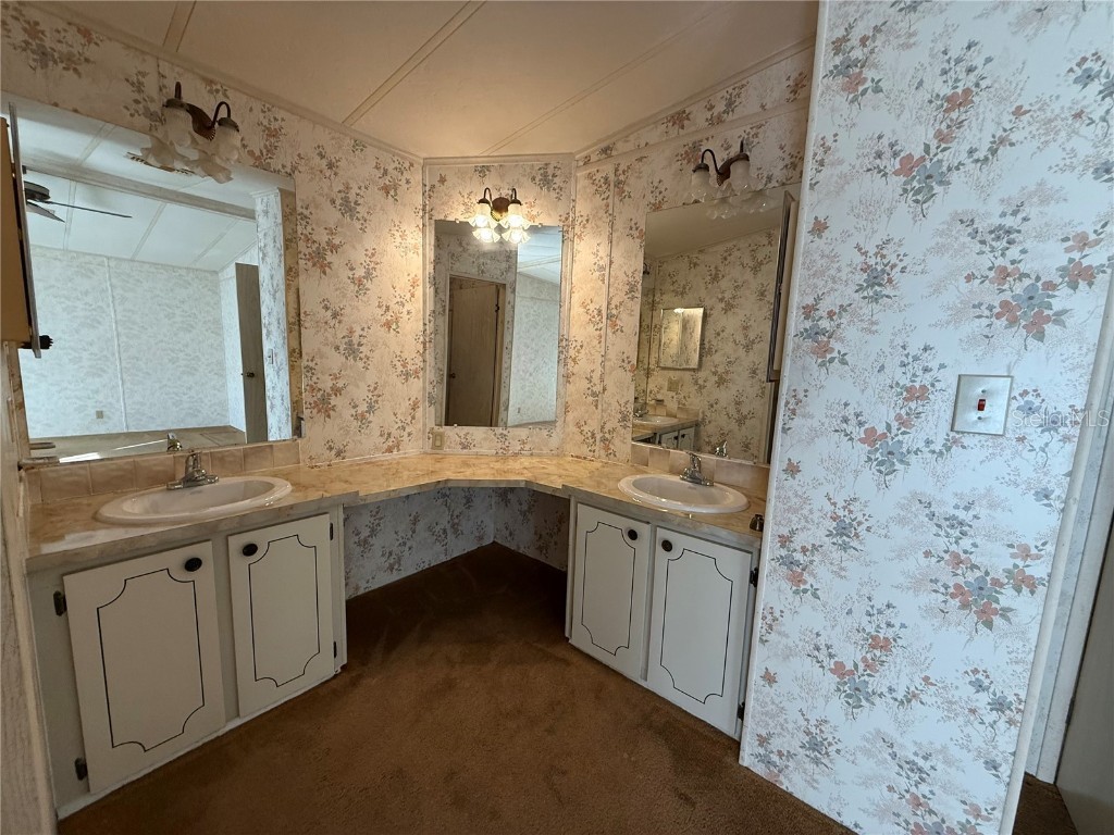 108 Winterberry Avenue Wildwood FL 34785 - LAKE OKAHUMPKA G5105262 image14