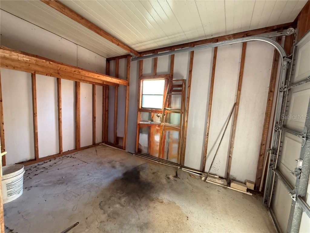 108 Winterberry Avenue Wildwood FL 34785 - LAKE OKAHUMPKA G5105262 image18