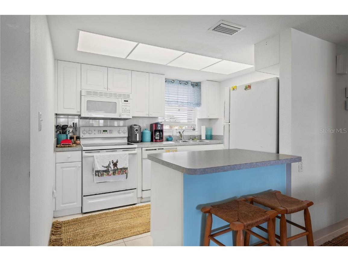 1080 Bal Harbor Boulevard #10C Punta Gorda FL 33950 C7507790 image9