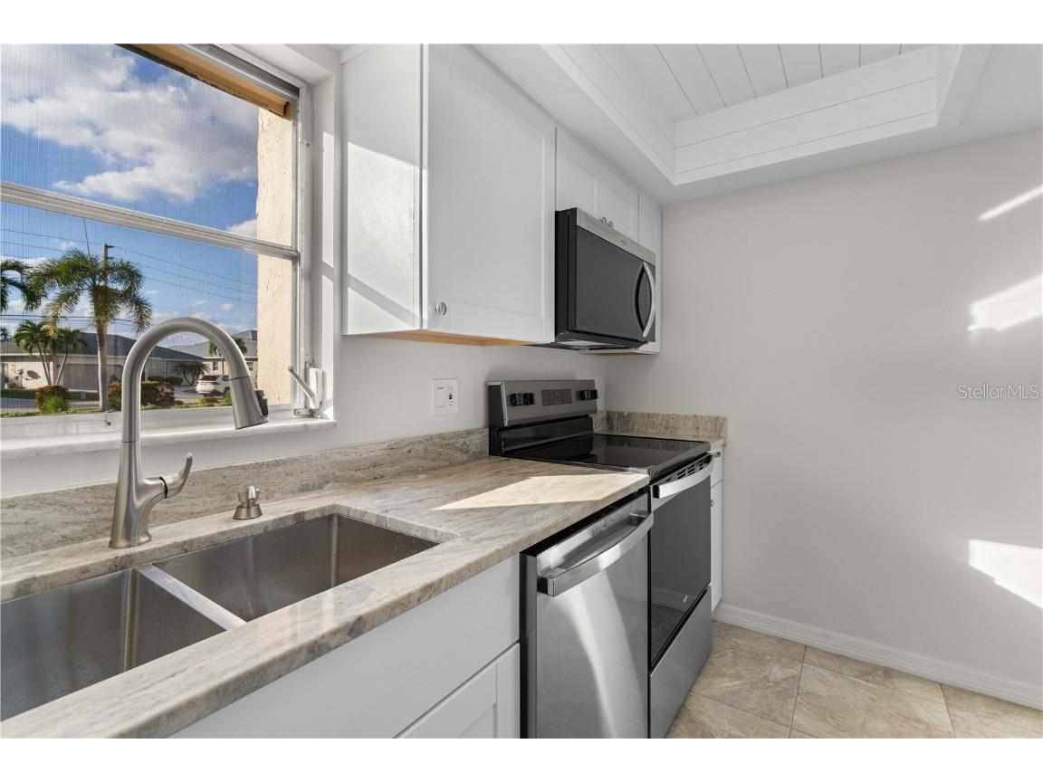 1080 Bal Harbor Boulevard #11B Punta Gorda FL 33950 C7516837 image23