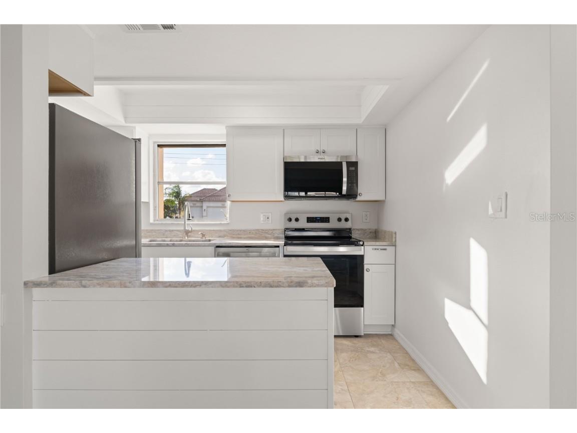 1080 Bal Harbor Boulevard #11B Punta Gorda FL 33950 C7516837 image7