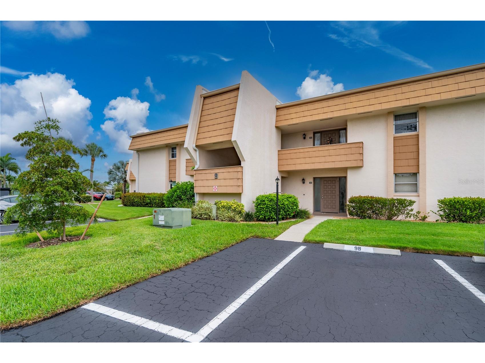 1080 Bal Harbor Boulevard #9D Punta Gorda FL 33950 C7526978 image3