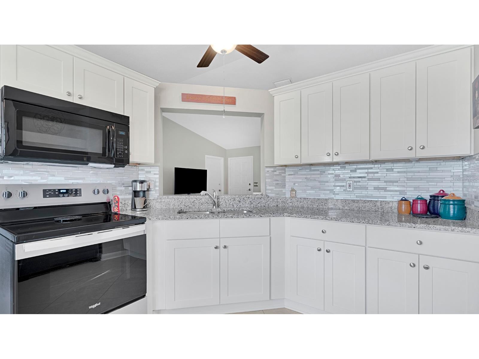 1080 Hammacher Avenue SW Palm Bay FL 32908 O6415945 image9