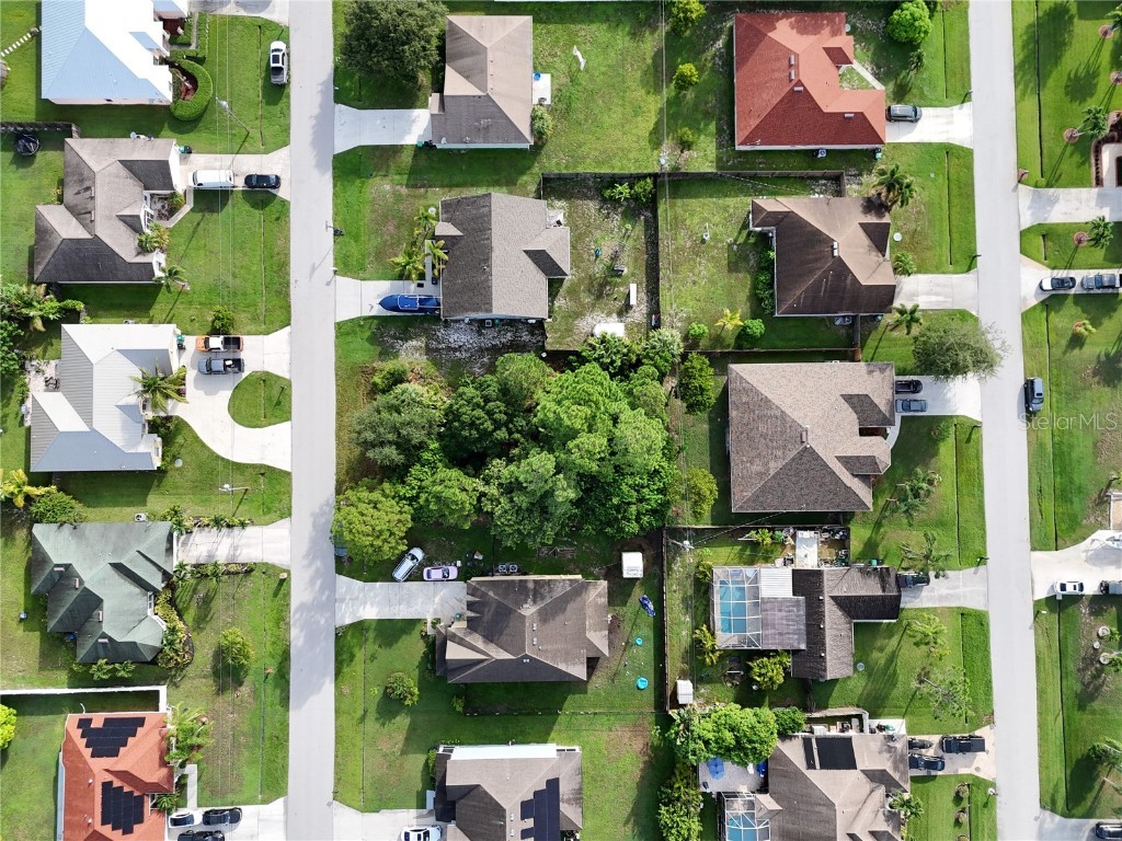 1080 SW Ingrassina Avenue Port Saint Lucie FL 34953 O6343598 image5