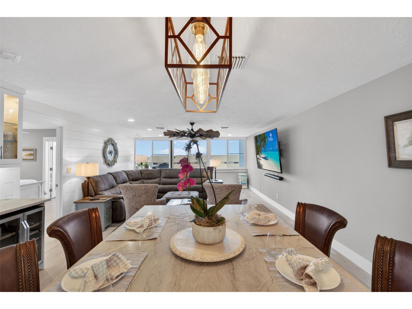 1080 W Peppertree Lane #305A Sarasota FL 34242 A4690895 image15