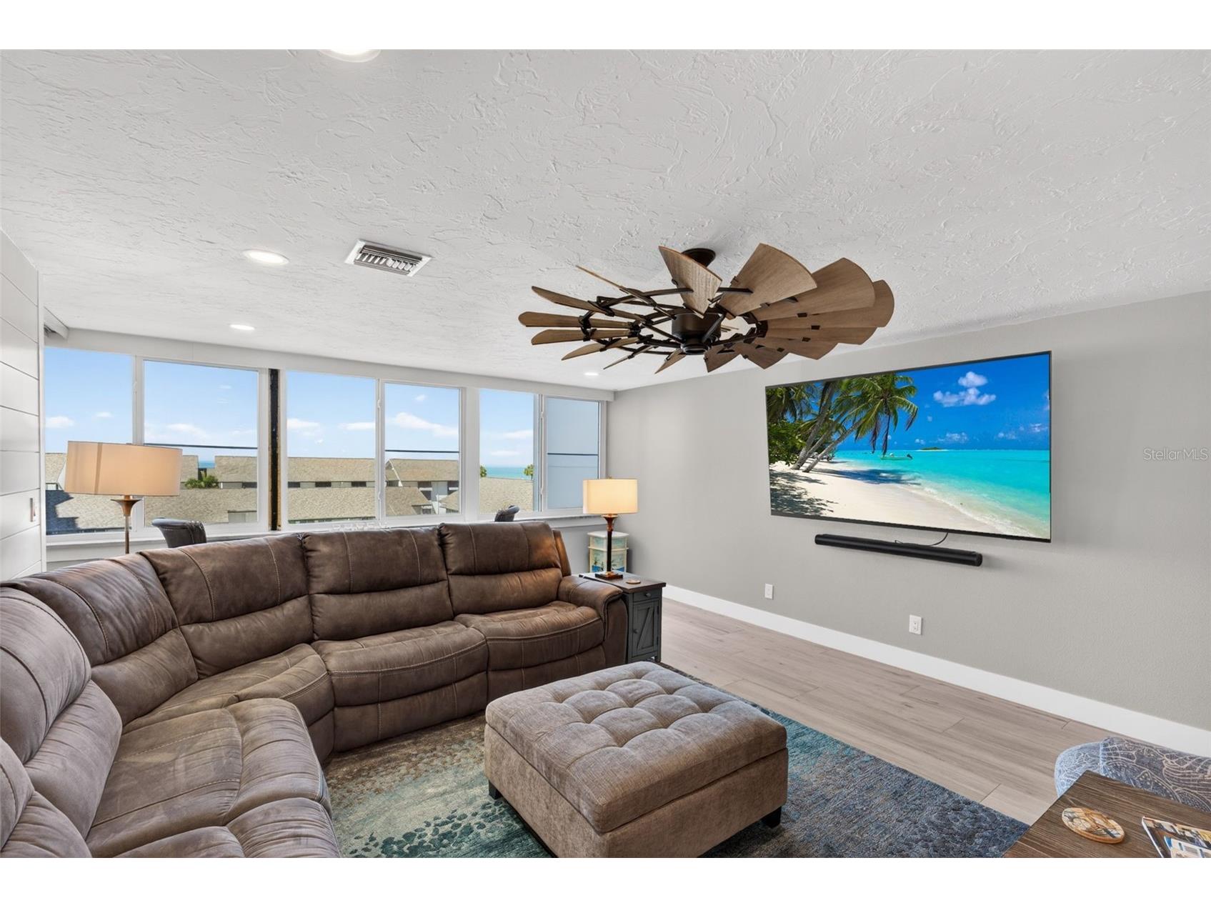 1080 W Peppertree Lane #305A Sarasota FL 34242 A4690895 image18