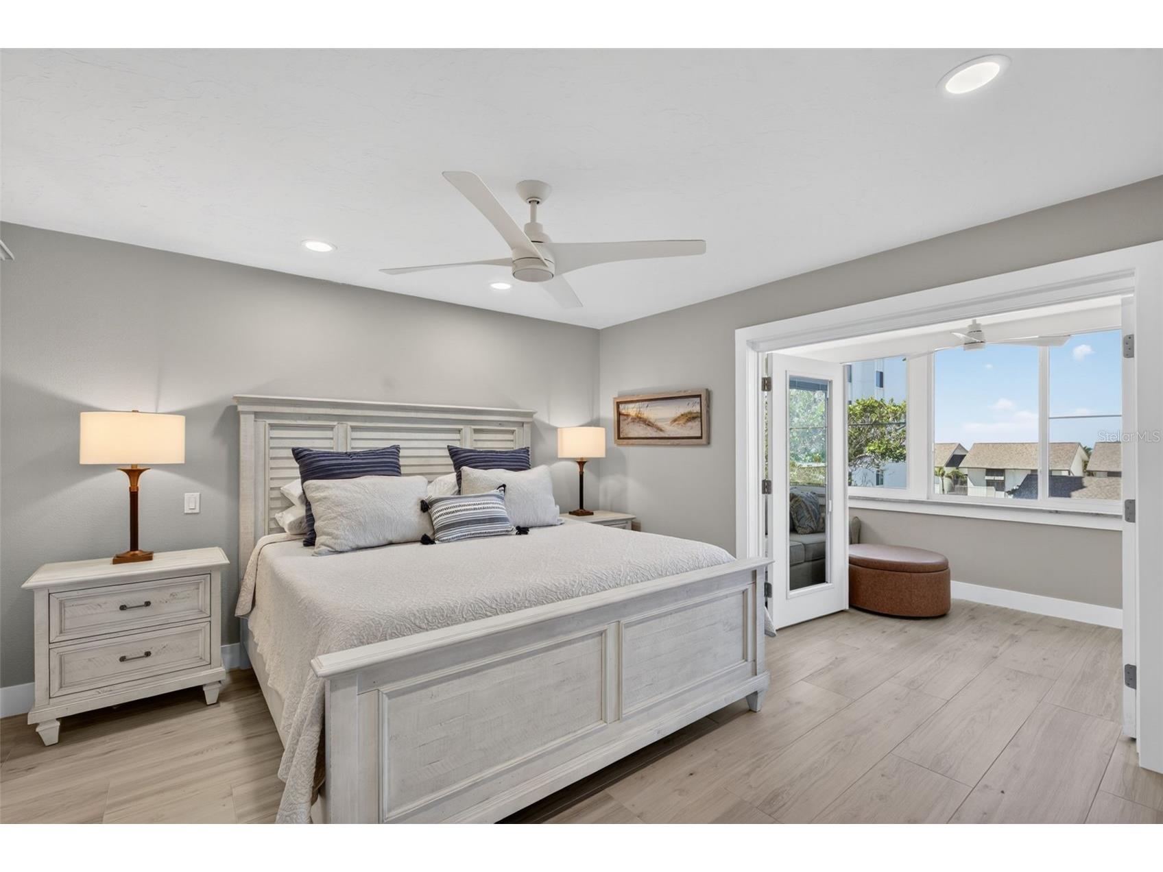 1080 W Peppertree Lane #305A Sarasota FL 34242 A4690895 image26