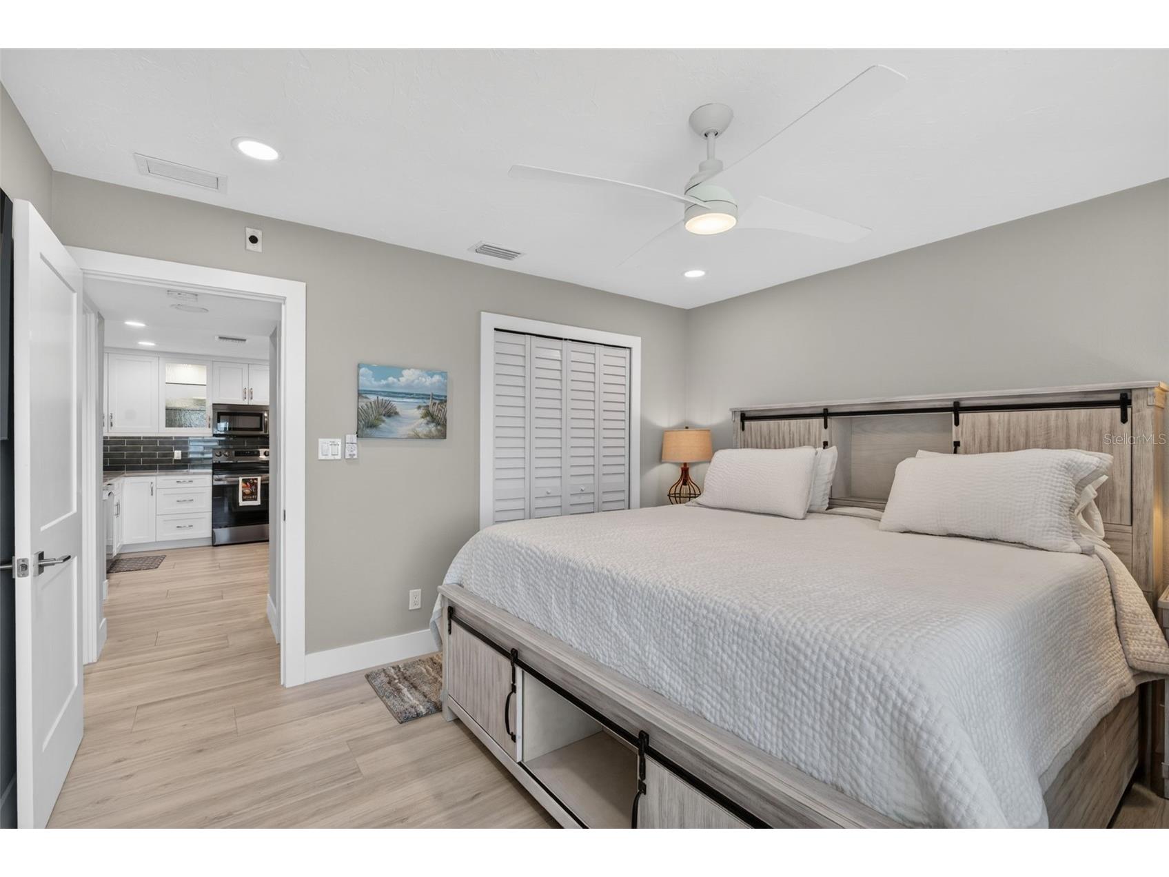 1080 W Peppertree Lane #305A Sarasota FL 34242 A4690895 image35