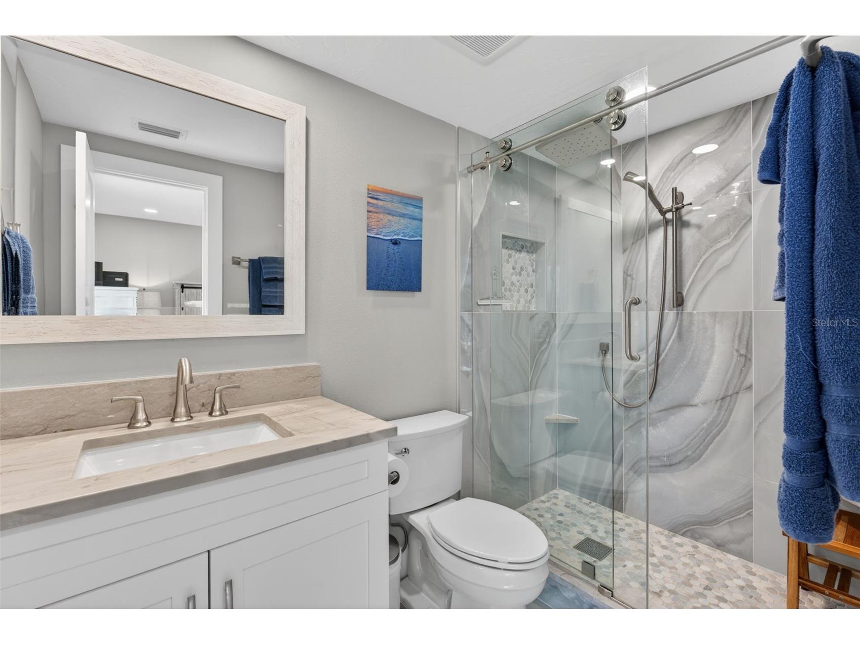 1080 W Peppertree Lane #305A Sarasota FL 34242 A4690895 image37