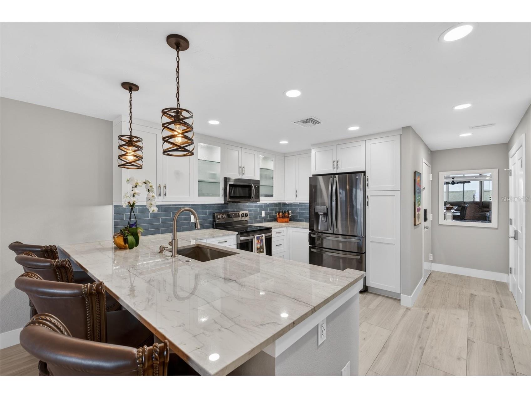 1080 W Peppertree Lane #305A Sarasota FL 34242 A4690895 image9