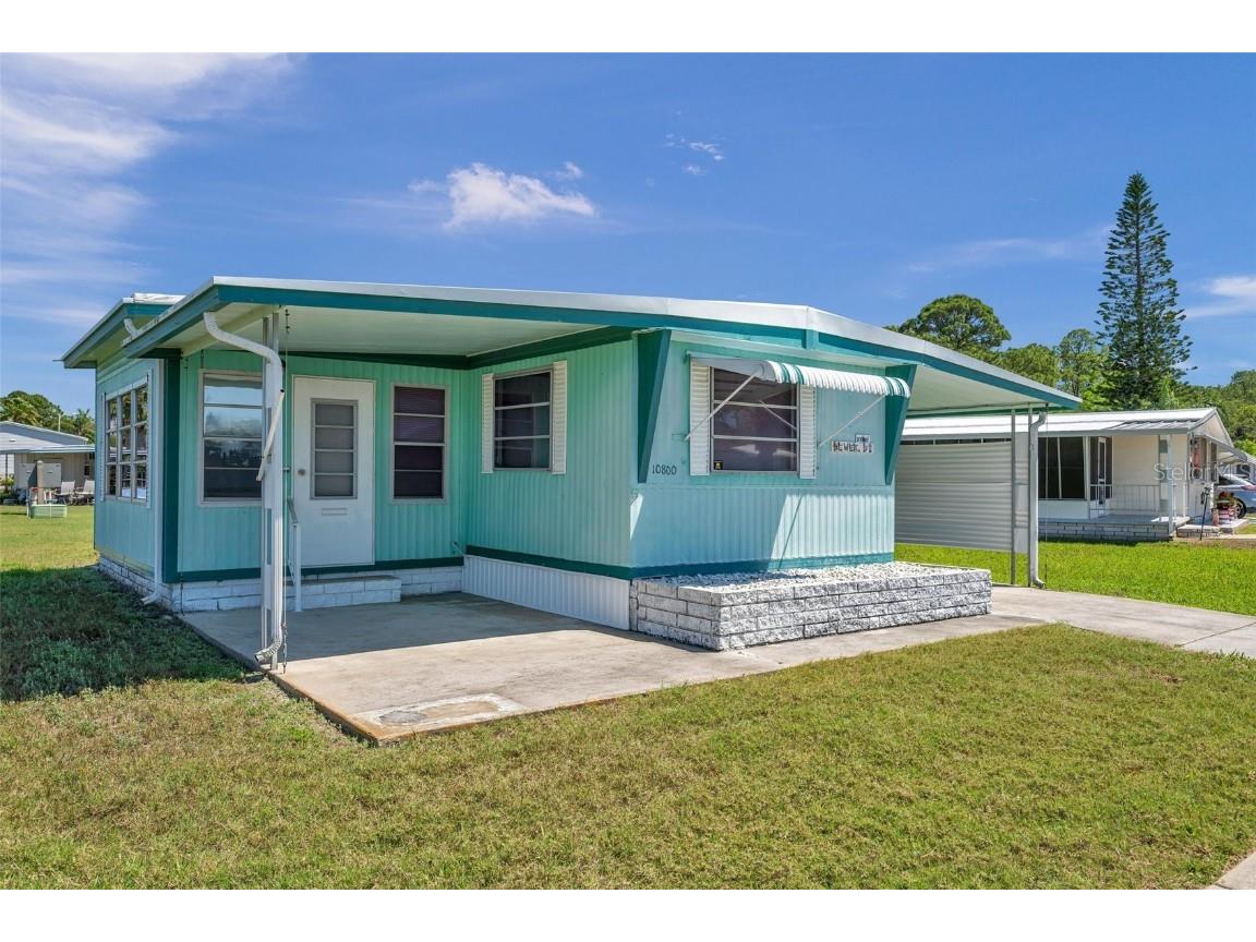 10800 Liberty Drive Port Richey FL 34668 W7864406 image1