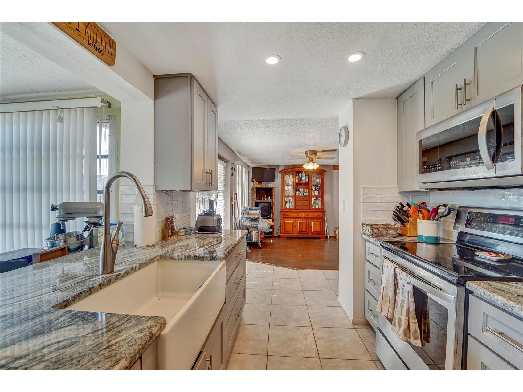 10800 Los Santos Drive Port Richey FL 34668 W7887679 image15