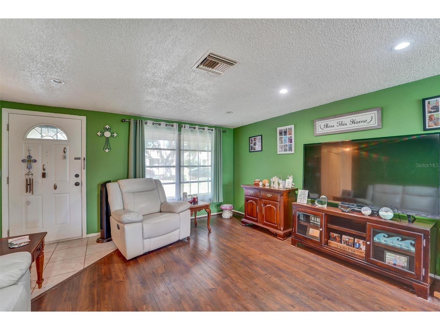 10800 Los Santos Drive Port Richey FL 34668 W7887679 image5