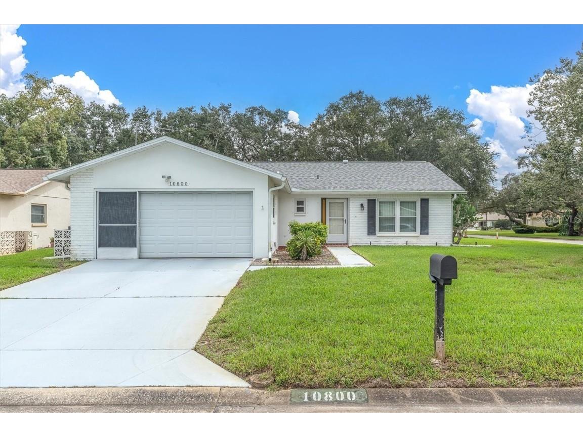 10800 Teer Lane Port Richey FL 34668 W7879601 image1