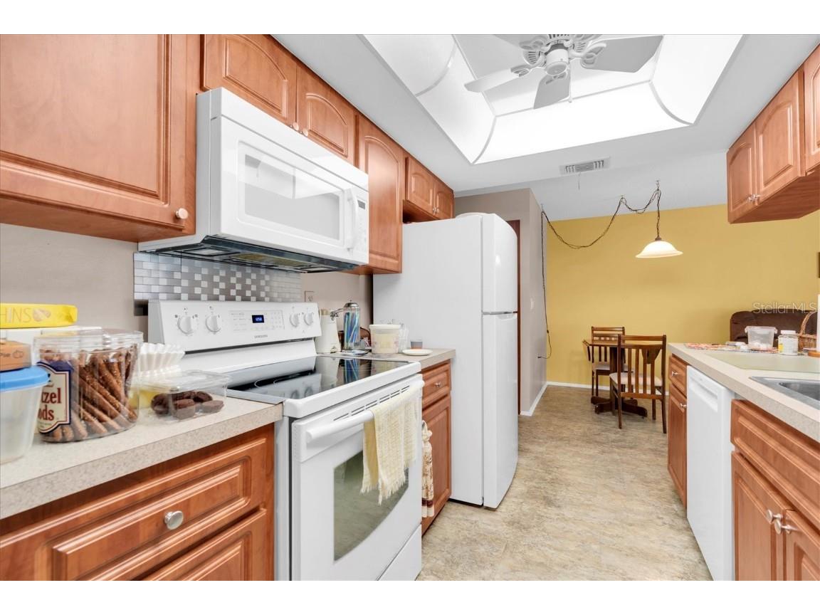 10800 Teer Lane Port Richey FL 34668 W7879601 image12