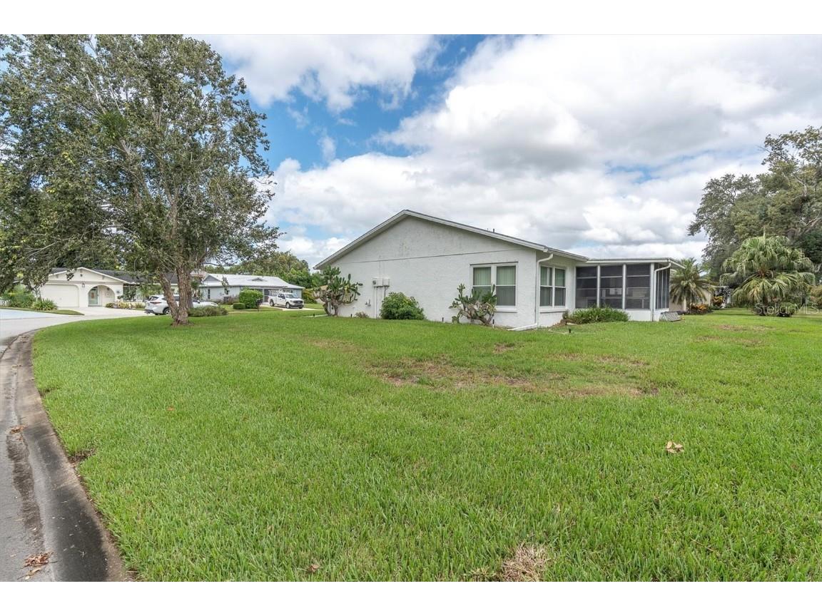 10800 Teer Lane Port Richey FL 34668 W7879601 image30