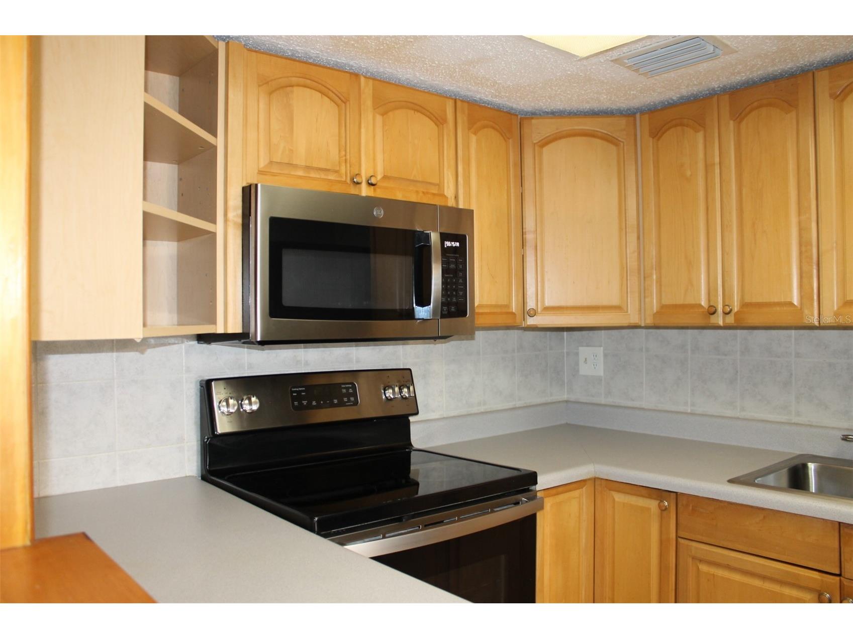 10800 Us Highway 19 N #220 Pinellas Park FL 33782 TB8525840 image3
