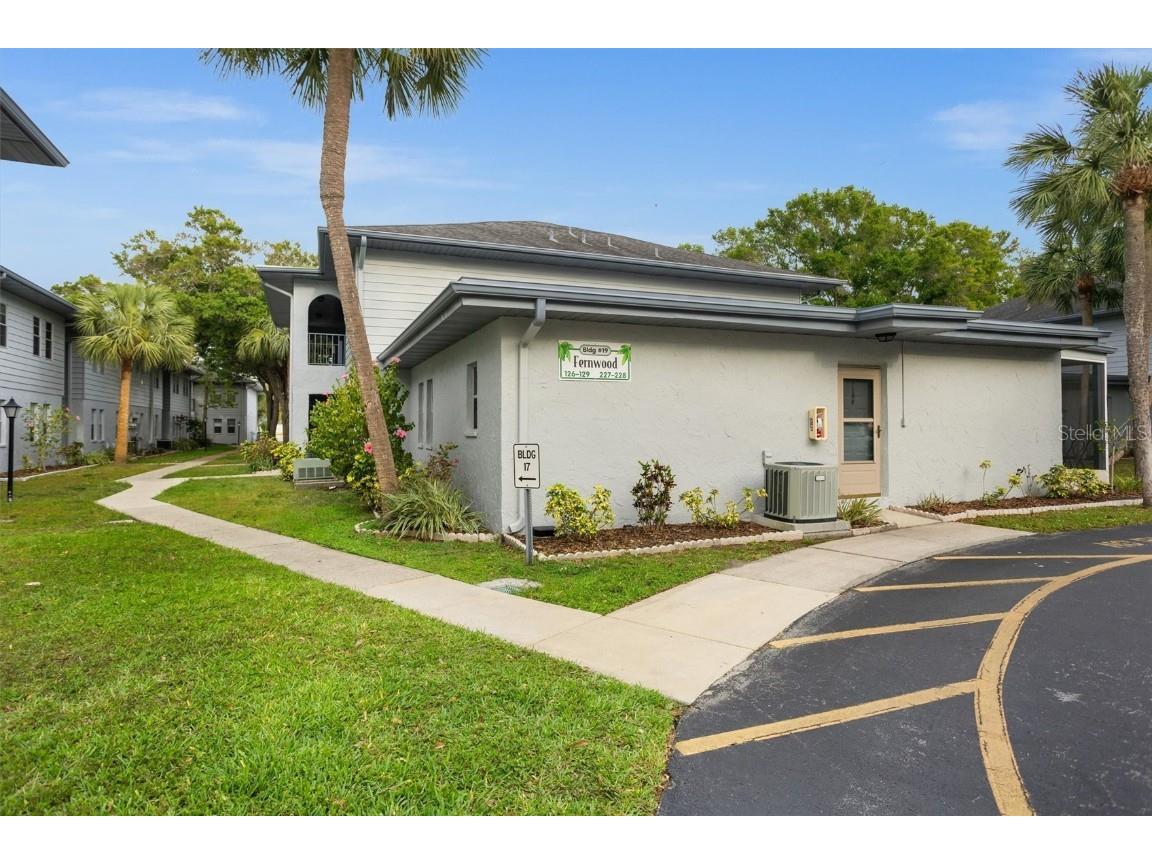 10800 Us Highway 19 N #228 Pinellas Park FL 33782 U8237533 image1
