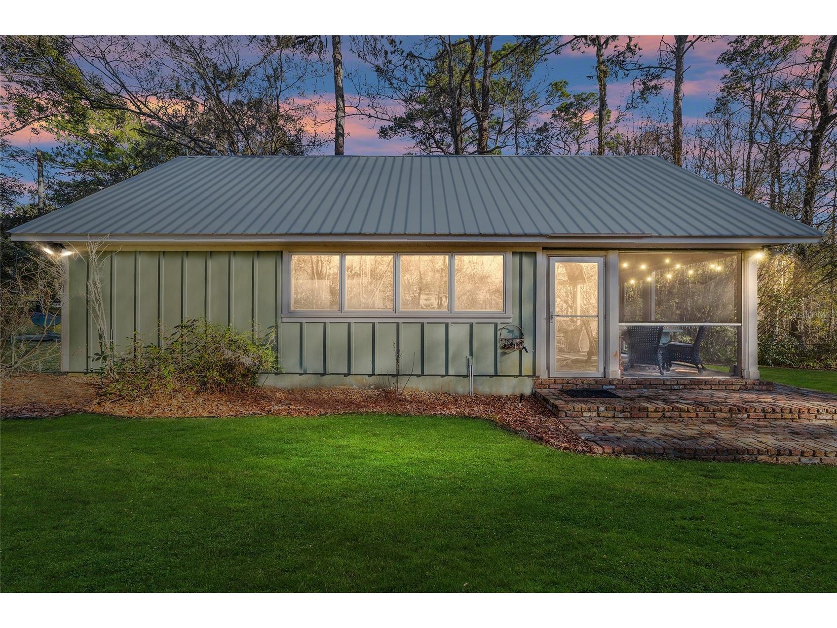 10801 SW 185th Terrace Dunnellon FL 34432 - RAINBOW RIVER TB8418268 image2