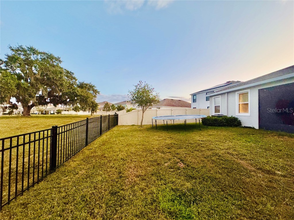 10801 Tally Fawn Loop San Antonio FL 33576 TB8442219 image24