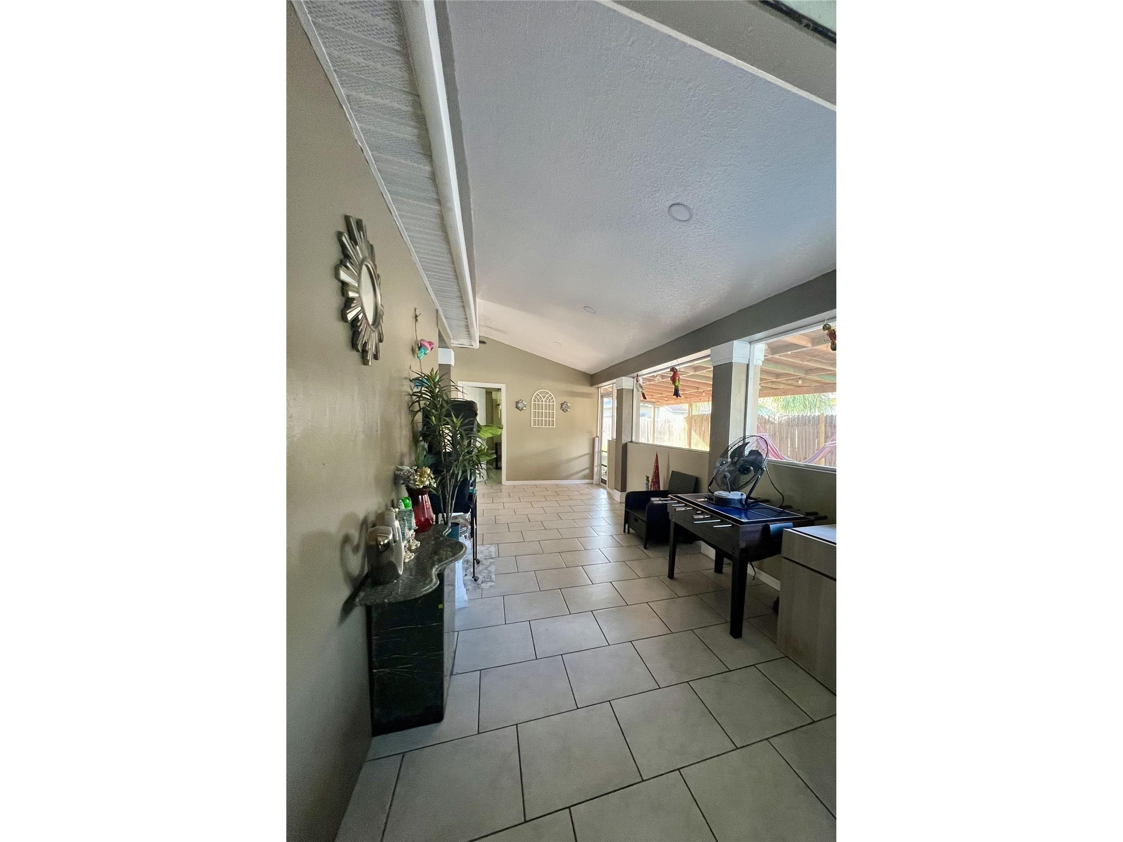 10804 N Myrtle Street Tampa FL 33617 TB8490732 image12