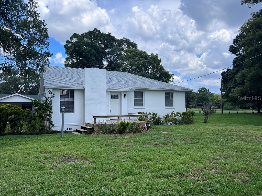 10807 Forest Hills Drive Tampa FL 33612 T3379280 image1